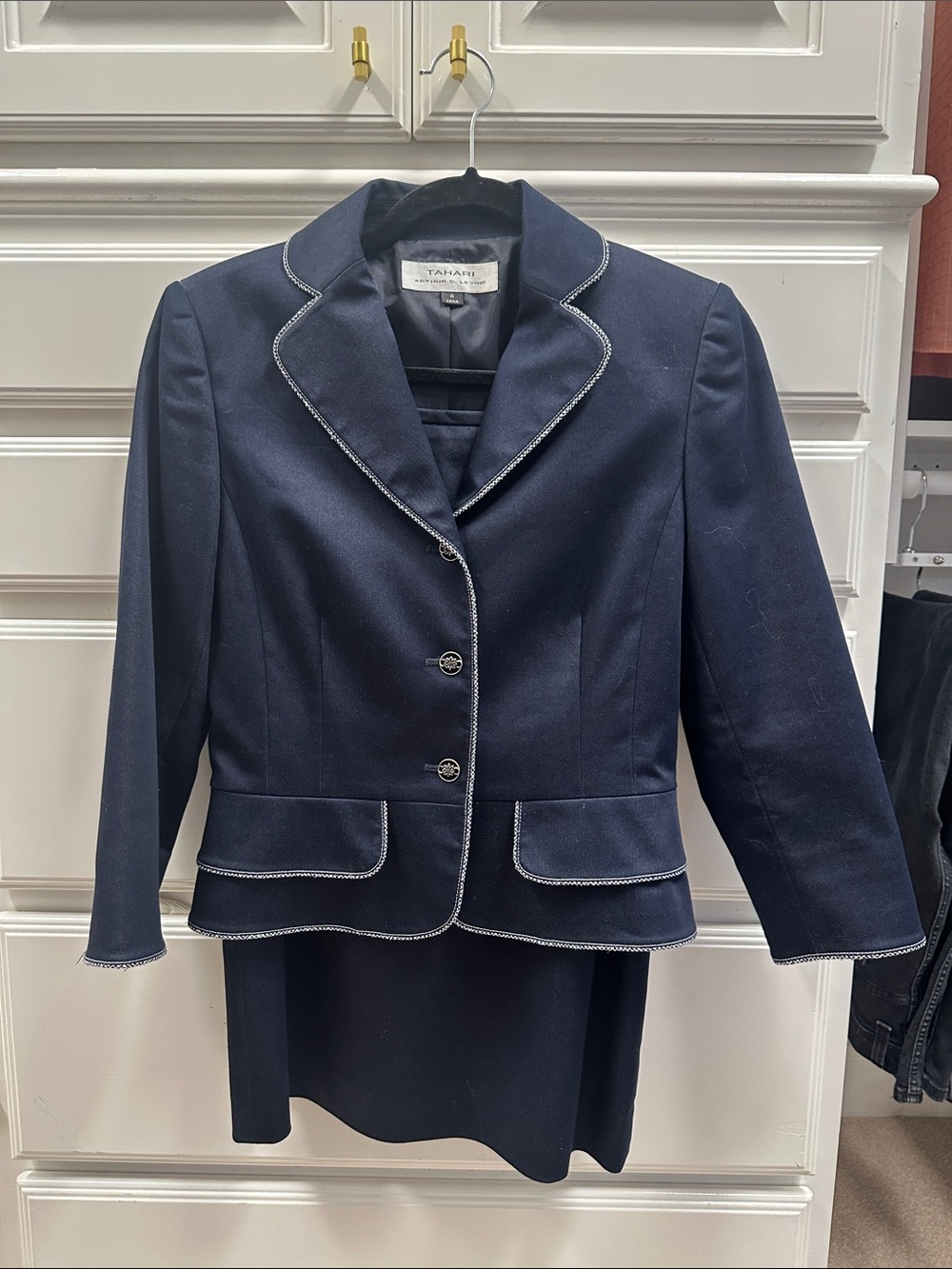 Tahari Navy Suit with White Contrast Piping